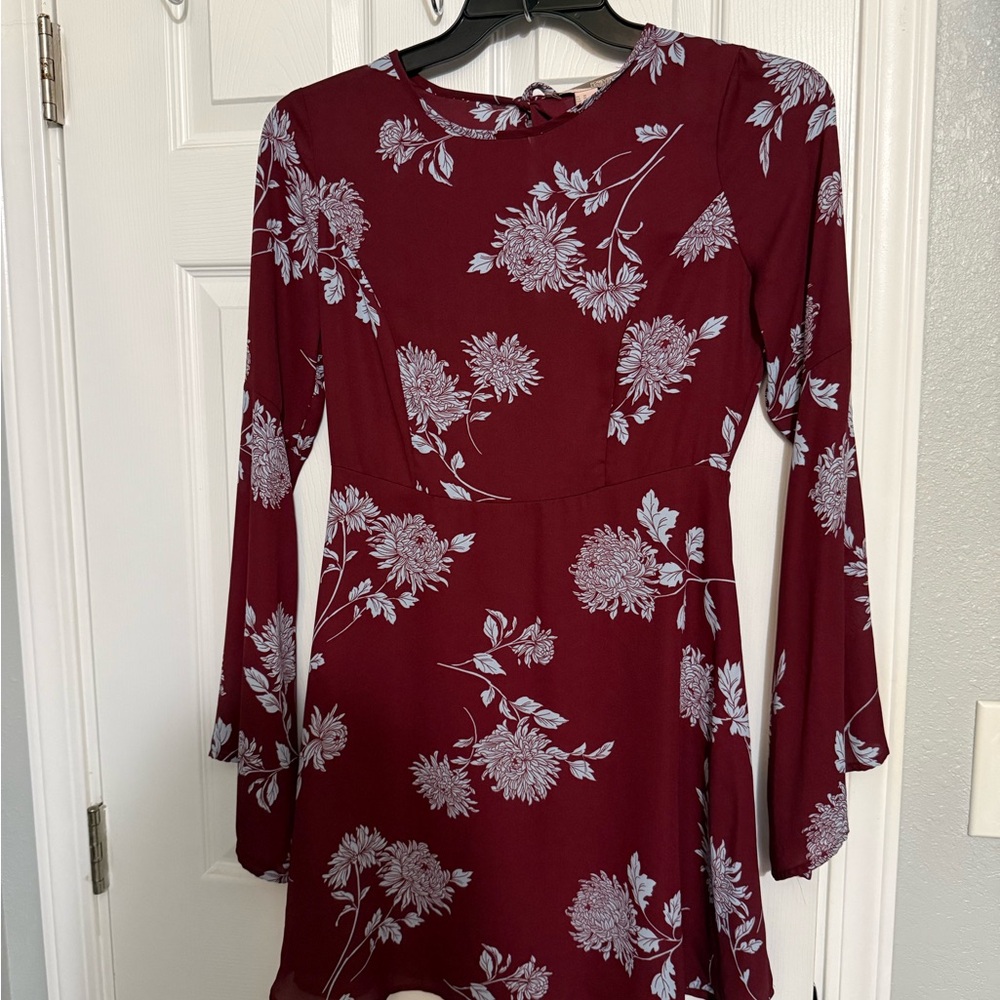 Forever 21 Burgundy Floral Long-Sleeve Dress